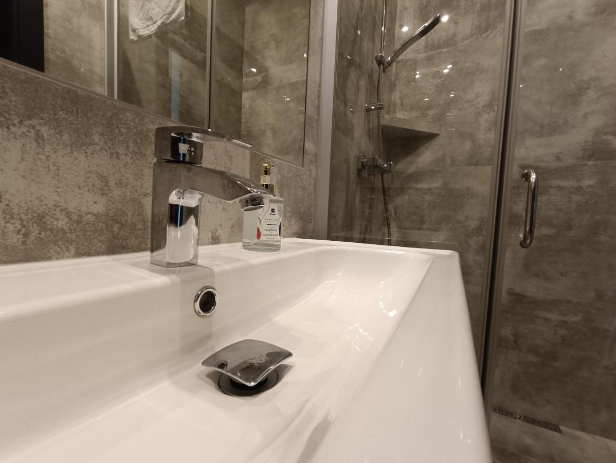 Modern Rancho - Apartamenty Nad Rzeka, Przy Stadninie Koni Kruszyna  Kültér fotó
